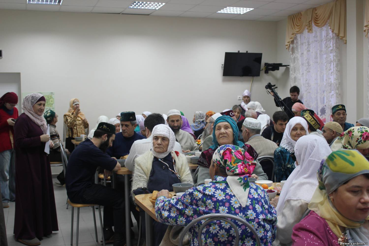 В мечети "Ярдэм" отметили международный день слепых. Курсы для незрячих
