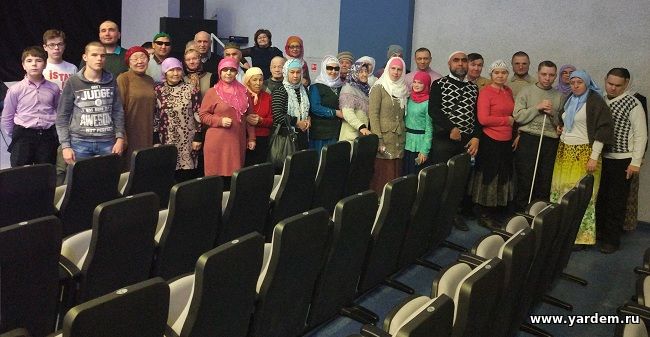 Незрячие из центра "Ярдэм" посетили театр им. Кариева. Общие новости