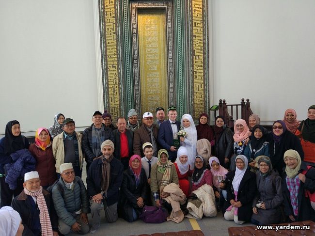Мечеть и лечебно-учебный центр "Ярдэм" посетила группа из Малайзии
