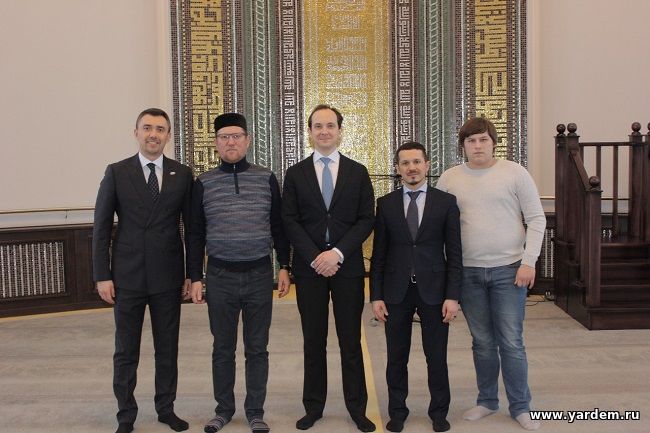 Мечеть "Ярдэм" посетил Генеральный директор Фонда президентских грантов Илья Чукалин. Общие новости