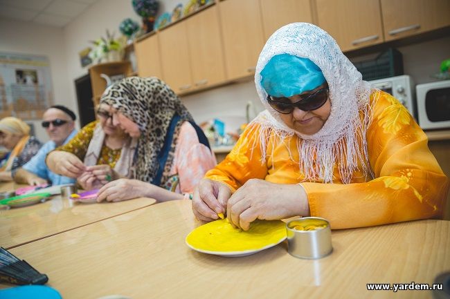 Реабилитанты курсов при мечети "Ярдэм" на уроках прикладного искусства. Общие новости