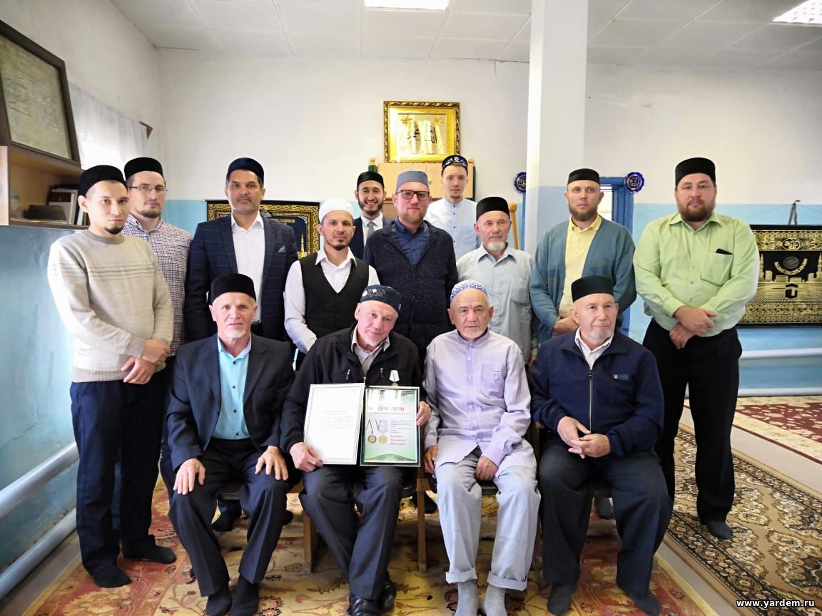 В мечети "Раджаб" прошло сабрание Кировского и Московского мухтасибата
