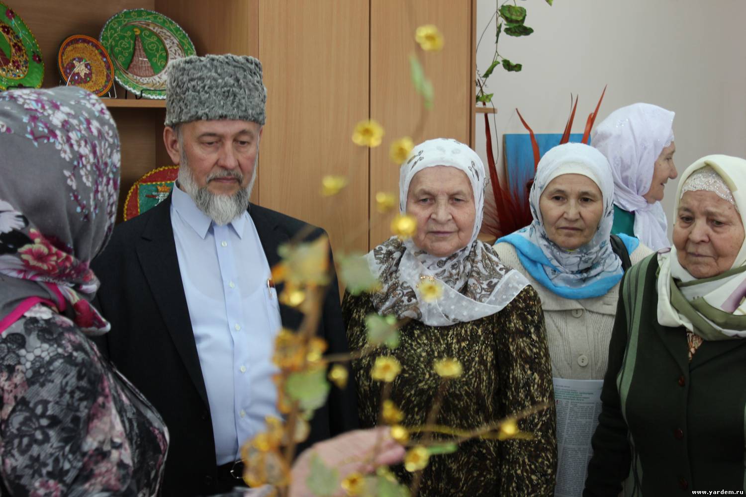 "Мусульманки" Зеленодольского района во главе с мухтасибом Габдельхамит хазратом Зиннатуллиным посетили мечеть "Ярдэм"