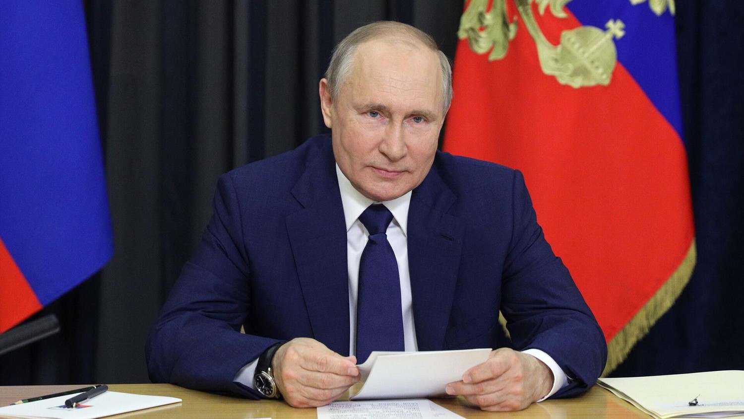 Президент России направил поздравление с Ураза-байрамом
