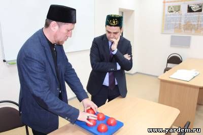 Турецкое консульство Казани провело ифтар в мечети «Ярдэм»